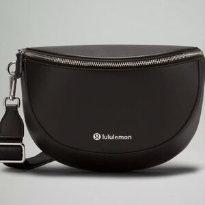 lululemon athletica Black Belt Bag